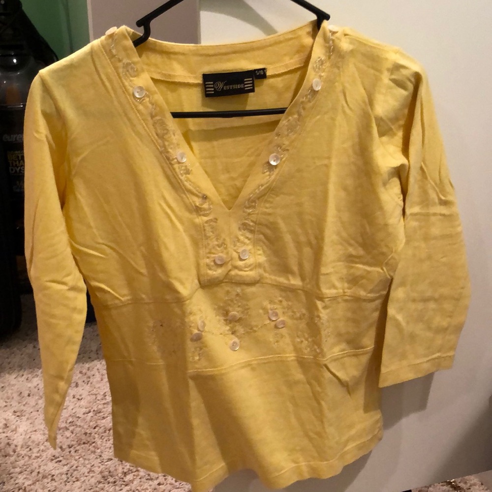 Women tops